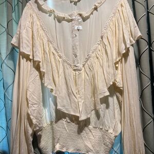 Oli & Hali Cream Ruffled Blouse